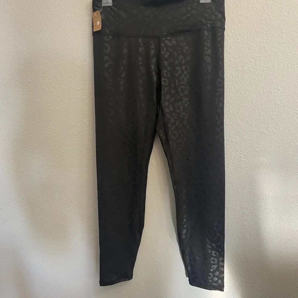 Women's Large Rae Mode Black Leopard Print High Waist Athletic Leggings NWOT - Picture 2 of 9